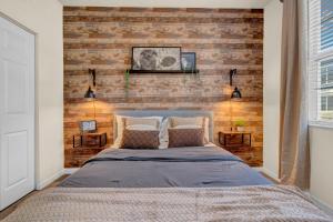 Modern 2BR2BA w King Bed, Pools Gym #1