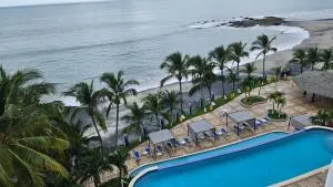 Solarium Studio Apartment at Coronado Bay Oceanfront - Los Nísperos