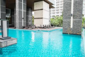 Wong Amat Tower By Peter