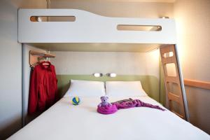 Hotels ibis budget Pontault Combault RN4 Marne La Vallee : photos des chambres