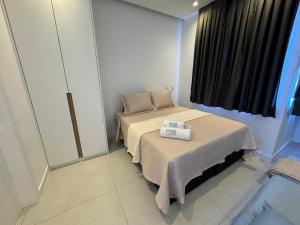 Próximo ao Copacabana Palace Areia e Mar CM13-1204