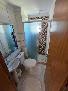 Nice and cozy Ap in dated condo