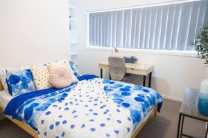 3BR Modern Townhouse with Free Parking