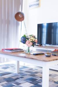 3BR Modern Townhouse with Free Parking