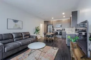 Cozysuites l Luxe 2BR in Downtown Cincinnati #4 - Bellevue