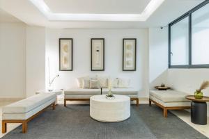 Rooftop Bliss, Steps from Playas Best Beach