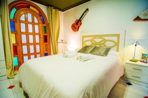 Deluxe Double Room room in 16:9 Los Molinos Suites