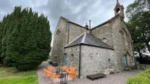 KIRK - Gorgeous church in the heart of Fife converted into a warm home - East Wemyss