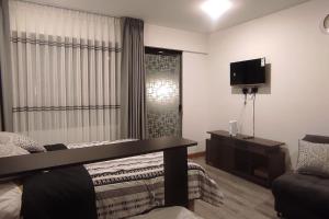 Hermoso Monoambiente en San Miguel con Patio privado