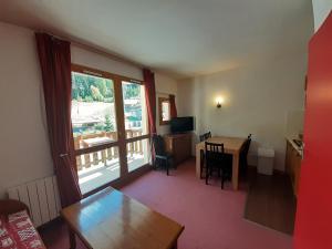 Appartements A louer a Valfrejus, 310 rue du Cheval Blanc - FR-1-561-121 : photos des chambres