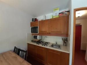 Appartements A louer a Valfrejus, 310 rue du Cheval Blanc - FR-1-561-121 : photos des chambres