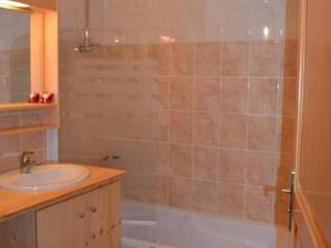 Appartements Appartement 6 pers, proche pistes & navette, parking - FR-1-467-144 : photos des chambres