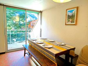 Appartements Duplex T3 6 pers - Saint-Lary-Soulan avec TV, parking, casier a skis - FR-1-457-352 : photos des chambres