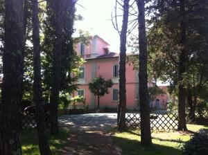 Pensjonat Villa Arianna B&B Lari Italia