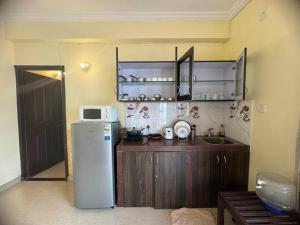 Baga beach Homestay near Titos 311