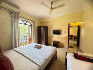 Baga beach Homestay near Titos 311