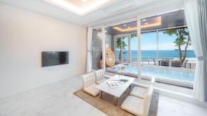 Pohang Playbeach Poolvilla