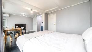 Donghae donghaeleulkeulida Pension