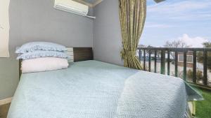 Ganghwa Badatgashimteo Pension