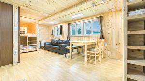 Gapeyong Donghwa Caravan