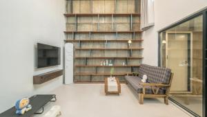 Gapyeong Dangdangi Pet Poolvilla Blue