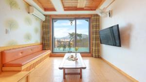 Gangwha Jeongwon Pension