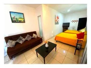 SUITE LA CONQUISTA PARA 4 PERSONAS EN CAMA Y 3 PERSONAS EN SOFÁ CAMA 7 en total - Tequila