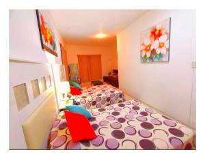 SUITE LA CONQUISTA PARA 4 PERSONAS EN CAMA Y 3 PERSONAS EN SOFÁ CAMA 7 en total