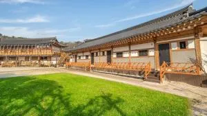 Gyeongju gampo byeolbit hanok Pension - Yeongdeok