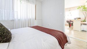 Jeju Kkothyanggi Badasori Pension