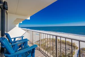 Island Winds East 806 condo