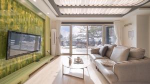 Hoengseong Withpet Village