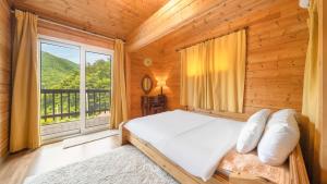 Yangpyeong Isobiyagi Spa Pension