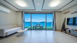 Yeosu Baraboda Ocean View Pension