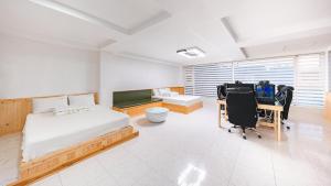 Gyeongju jullietapoolvilla&kidspension