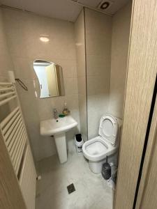 Dominos Apartments