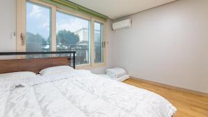 Jeju Jang Sugot Pension