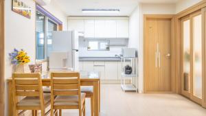 Gyepngju Camino Pool Villa