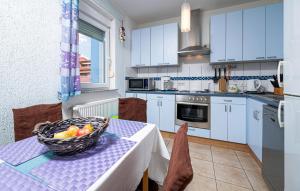 Beautiful Apartment In Barbariga