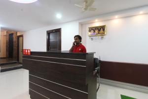 Super Hotel O V R Residency Near Sri Amruth Chithra Mandira