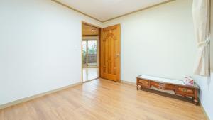 jeju oceancliffcottage