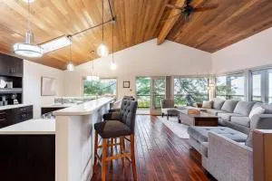 Windswept by AvantStay Water Views Covered Deck Walk to the Beach - Clinton