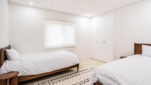 Jeju stay eden Dokche poolvila Pension