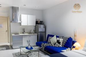 Affordable Staycation with Balcony at The Gramercy Makati