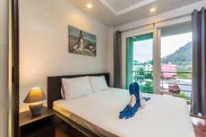 Heaven Lagoon Condo by Lofty