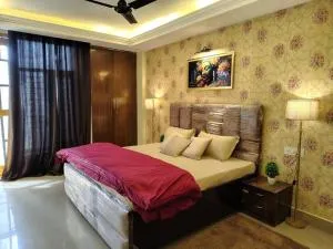 Nilay - Fully Independent - Couple Friendly - Bihārīgarh