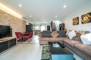 AP Grand Residence by Lofty