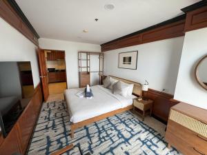 Sea view apartment with jacuzzi at Patong Tower