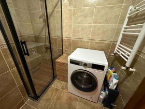 Dublex roof top with AC, perfect location