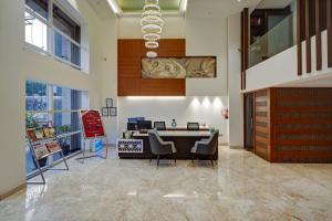 Hotel The Pearl, City Center - Travelers Choice Award Winner for 2025